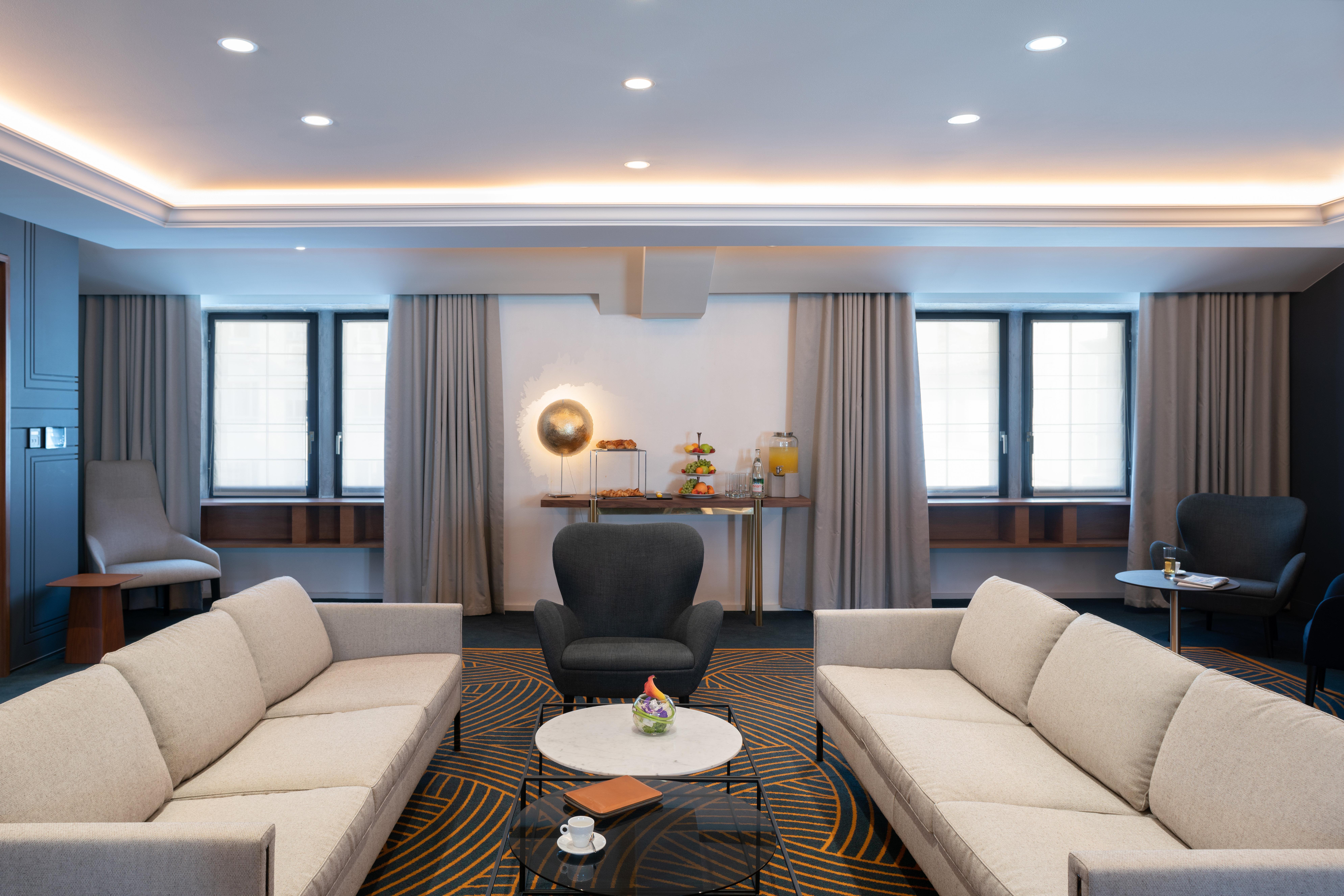 Intercontinental Lyon - Hotel Dieu By Ihg Esterno foto The lounge at the airport