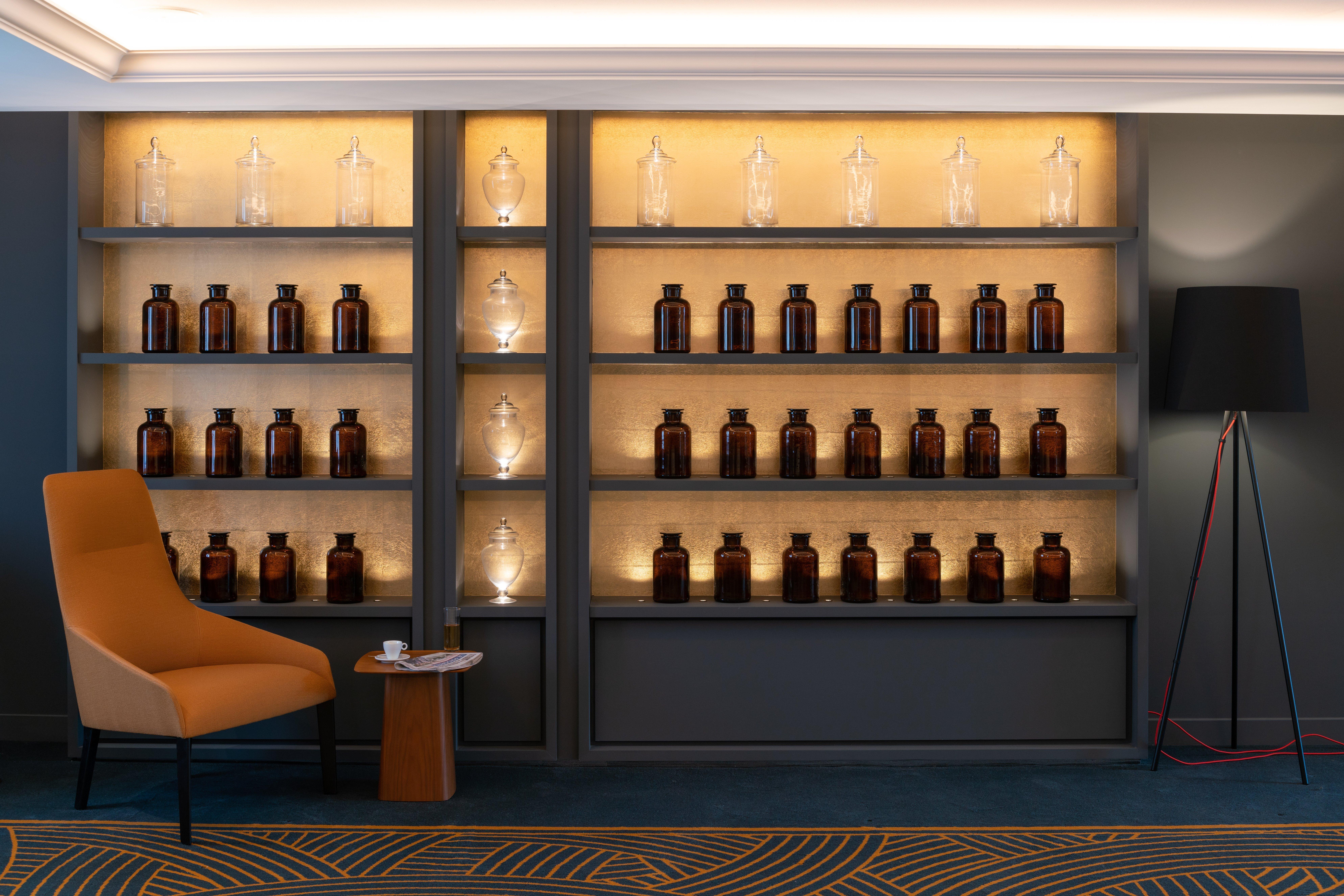 Intercontinental Lyon - Hotel Dieu By Ihg Esterno foto The Apothecary at The Ivy Spa