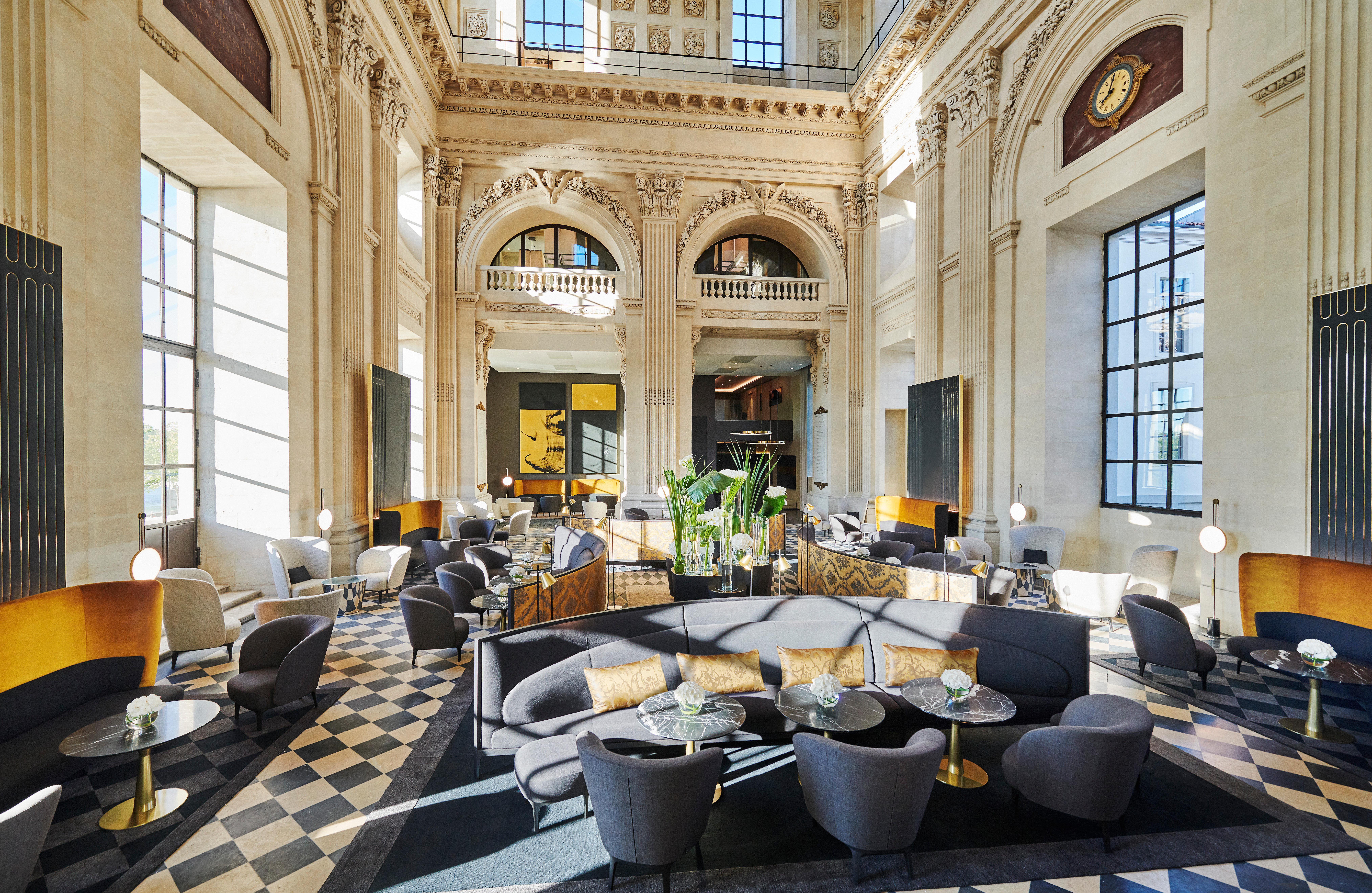 Intercontinental Lyon - Hotel Dieu By Ihg Esterno foto The lobby of the hotel