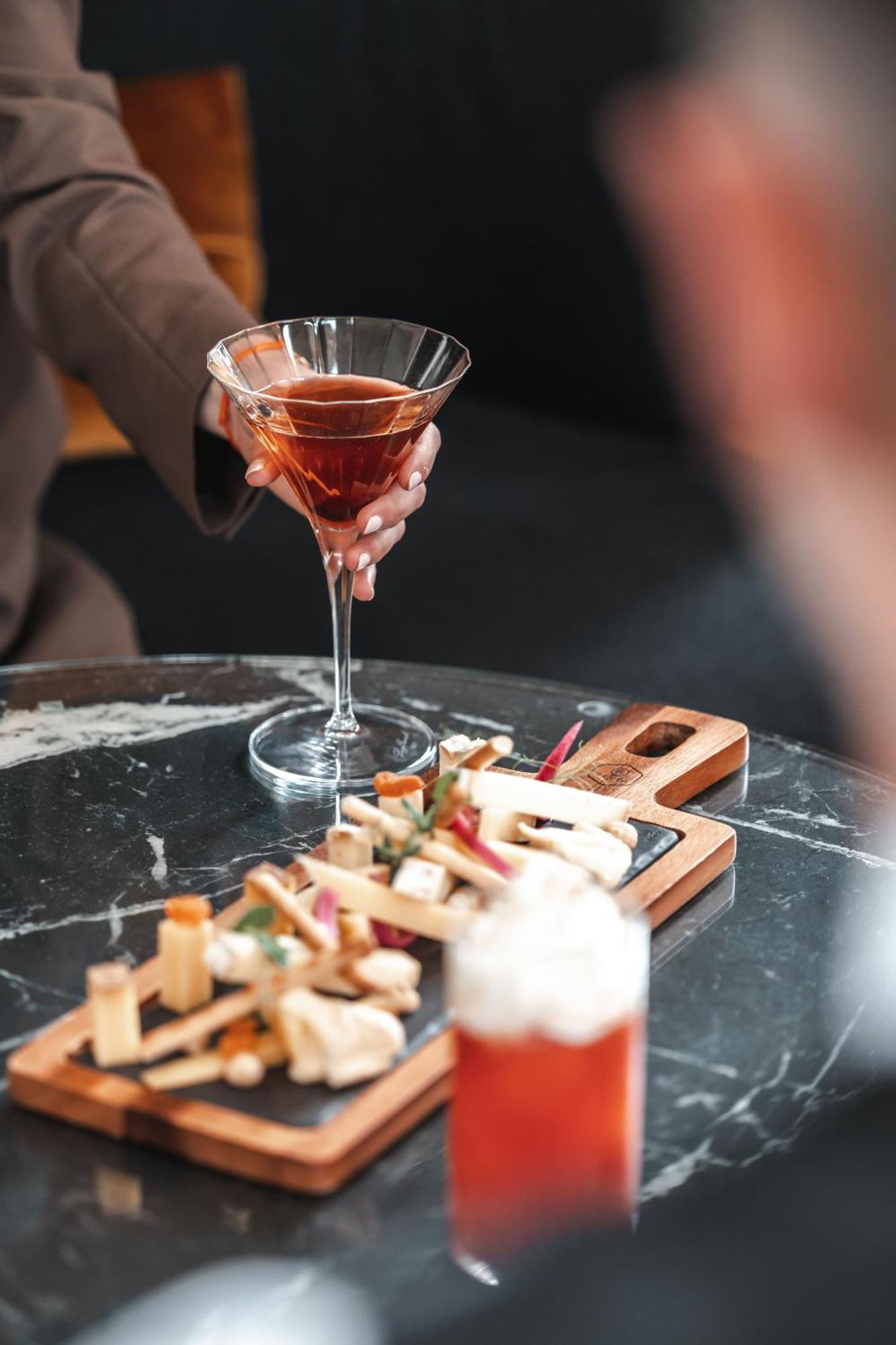 Intercontinental Lyon - Hotel Dieu By Ihg Esterno foto A glass of Kir Royale